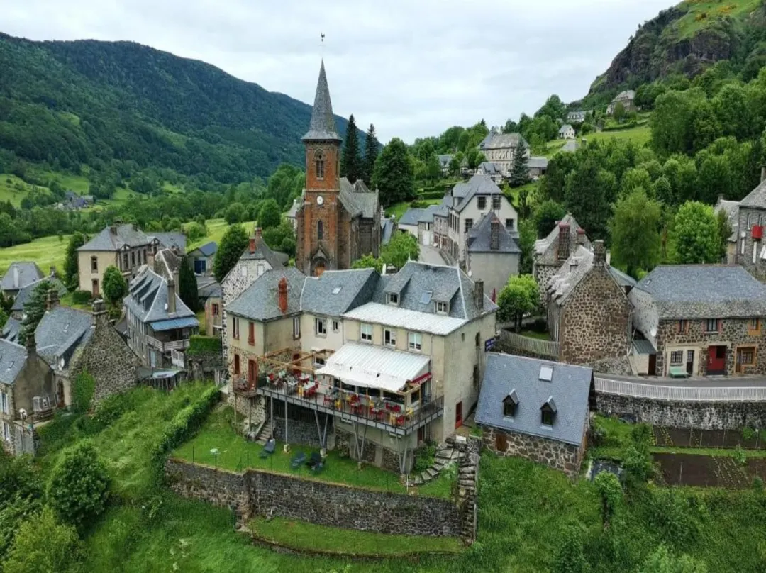 Retreat In Villeneuve-d'allier - Auvergne
