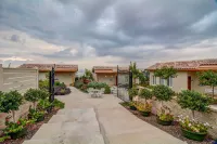The White Cabins - Boutique Hotels in 