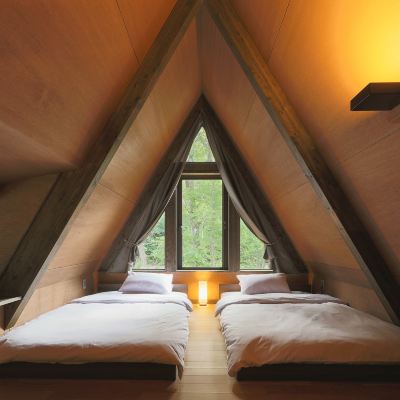 Cottage Quad Room, Non-Smoking (Second-Floor Suspension Bridge with Natural Hot Spring (Free Wi-Fi)) 三角屋根の貸別荘　Villa Yoshino クーポン
