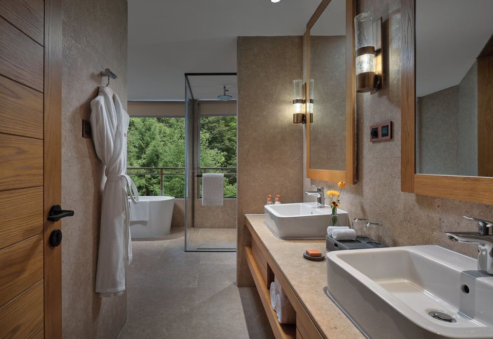 CROWNE PLAZA SHENNONGJIAStudio Suite - Garden-View (Double Bed) (Living Room)