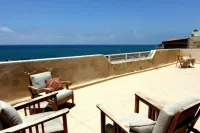 Nzar Khoury for Hosting Hotels in 