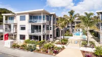 Edgewater Palms Apartments Hotels in 