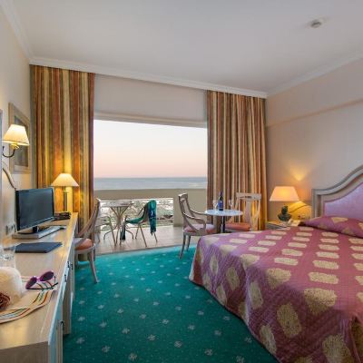 Deluxe Room with Sea View Non smoking