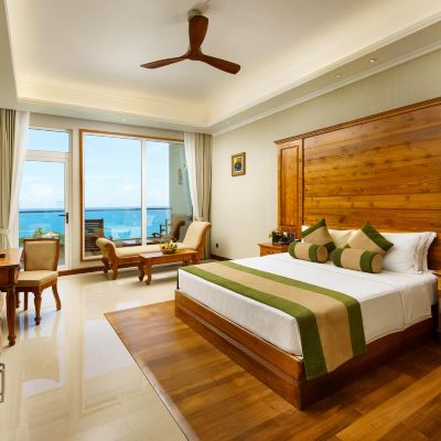 Deluxe Room With Sea View Araliya Beach Resort and Spa Promo Code