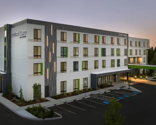Courtyard Portland East Hotels in Gresham