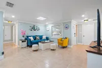Sunny Escape in Pinellas Park