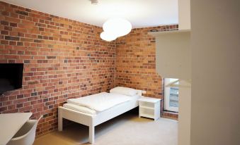 Urraum Hotel Former Dreamhouse - Rent a Room - Housity