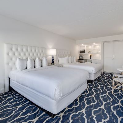 Signatures 2 Queen Icona Cape May Promo Code