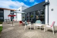 Sure Hotel by Best Western les Portes de Montauban Hotels in 