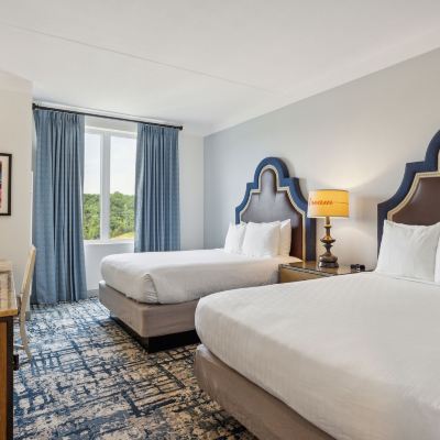 DMR Double Queen Dollywood's DreamMore Resort Promo Code