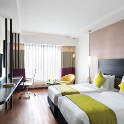 Deluxe King Room Hycinth Hotels Promo Code