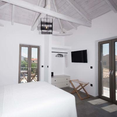 Comfort Duplex, 1 Queen Bed With Sofa Bed, Non Smoking Calme Suites Mani Promo Code