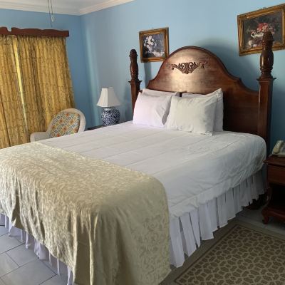 Superior Queen Room With Balcony And Pool View Rayon Hotel Promo Code