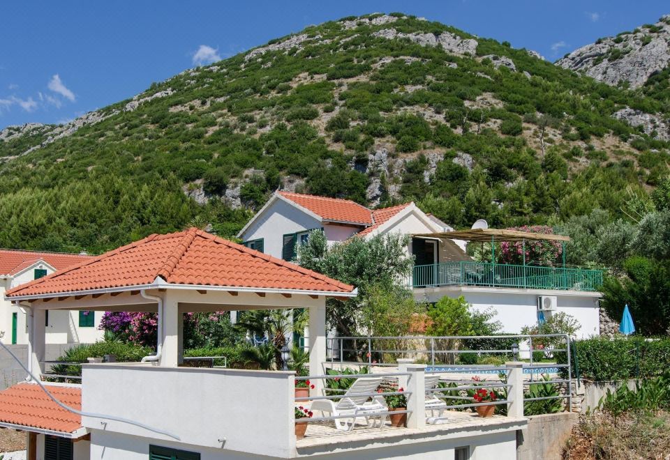 Hotel Holiday Home Clarita, Exterior, Hotel Exterior