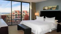 Hotel Coral & Marina