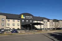 Home Inn & Suites - Swift Current Hotels in 