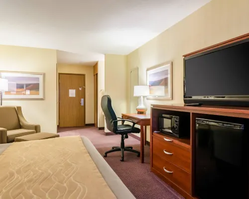 Quality Inn & Suites Colby Hotels in Thomas County