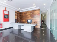 Iris Hotel
