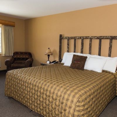 Standard King Room Whitefish Lodge and Suites Promo Code