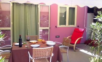 House with 2 Bedrooms in Sciacca, with Wonderful Sea View, Enclosed Garden and Wifi Near the Beach