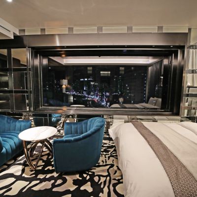 Signature Tartan Ocean Room