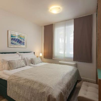 Economy Double Room with Park View