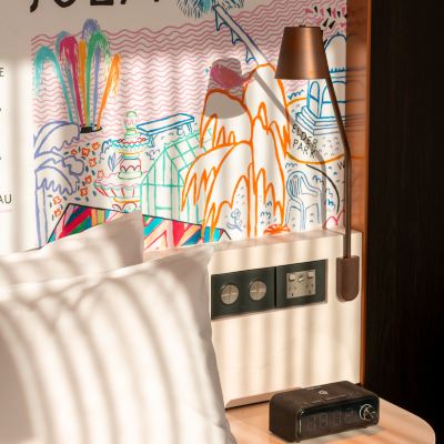 One Bedroom King Suite with Balcony Hotel Indigo Adelaide Markets, an IHG Hotel Promo Code