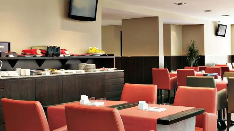 Htl City Baires 食事・レストラン