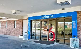 Motel 6 Tallahassee, FL - Downtown