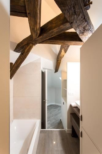 La VIE VoyageKing Room With Garden View