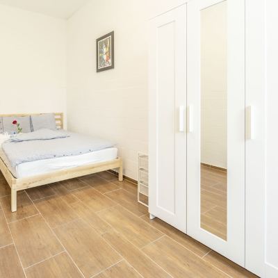 Basic Double Room (Yellow Inn 28)