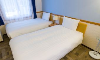 Toyoko Inn Tsuruga Ekimae