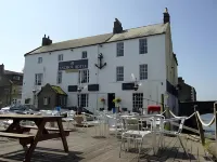 Anchor Hotel