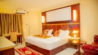 Techiman Hotel di 