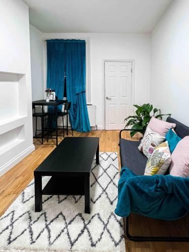 双人房（带公共浴室）