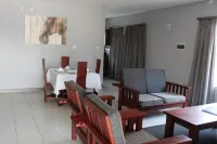 Tlou Safari Lodge