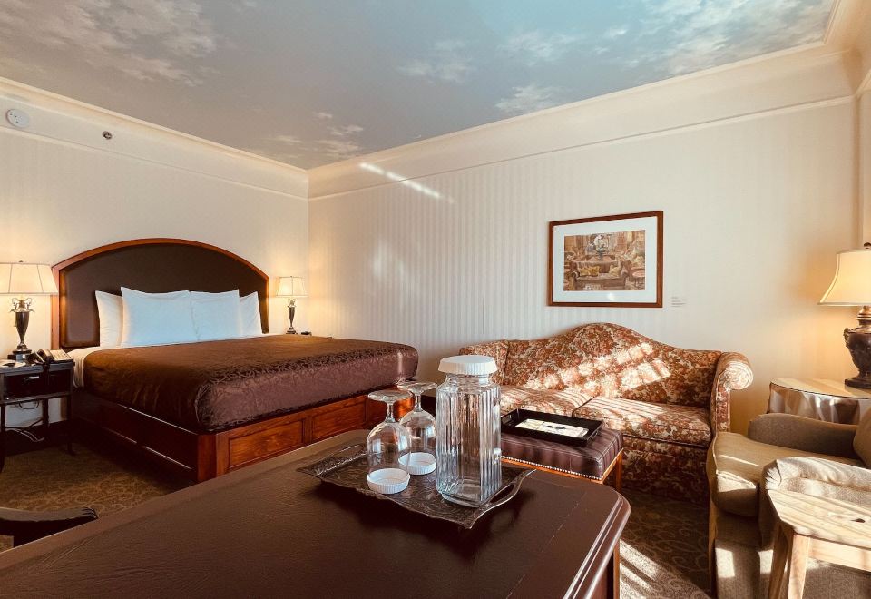 标准特大床房（带沙发）