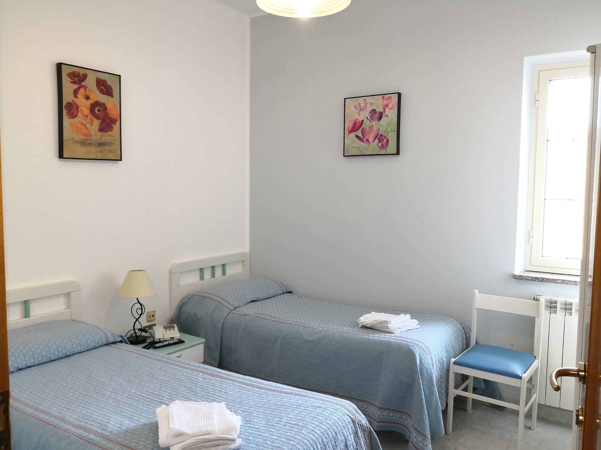 三人房（带独立浴室）