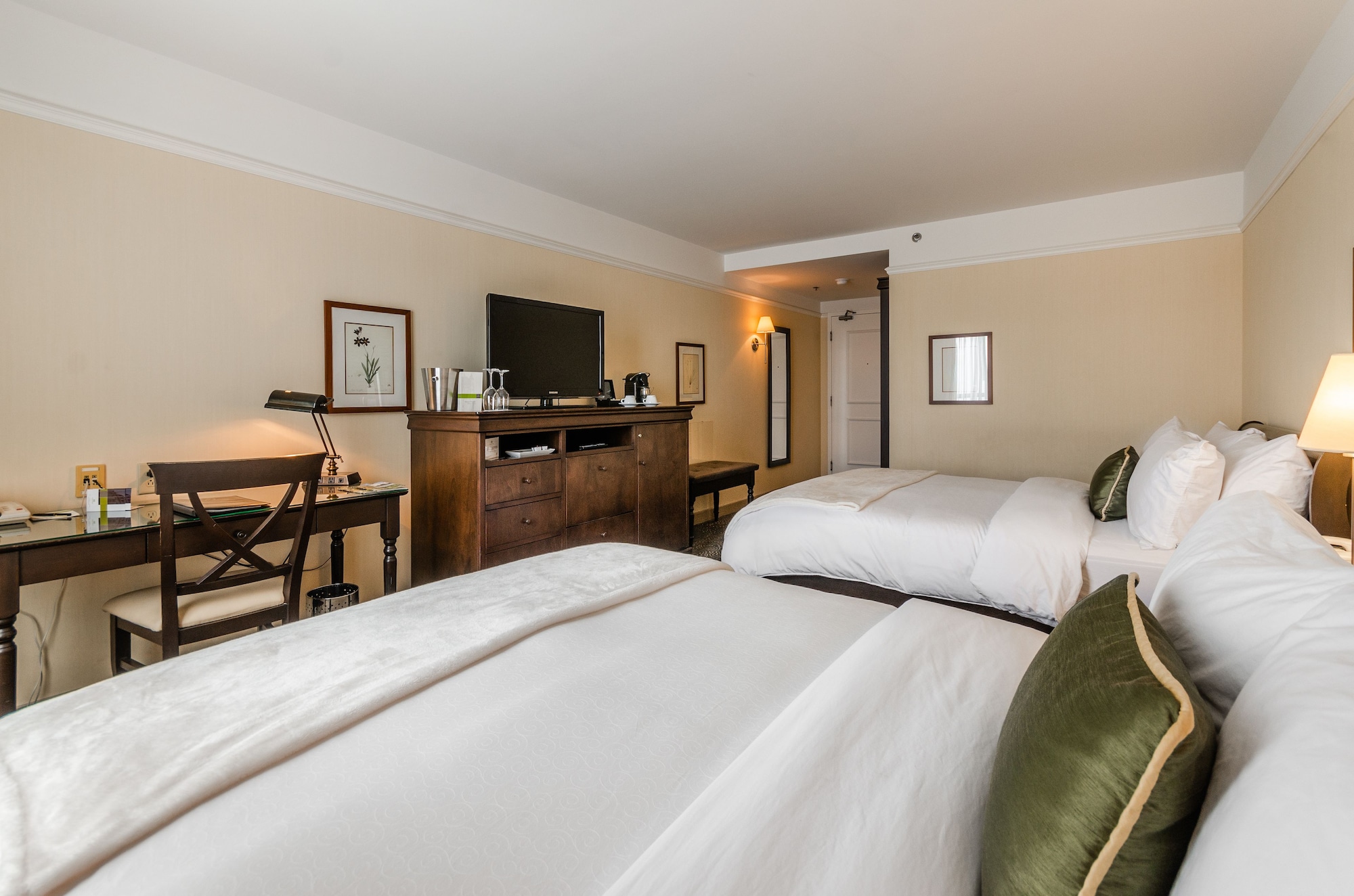 带2张大床的典雅间