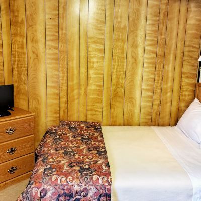 Standard Double Room, 2 Double Beds, Non Smoking, Private Bathroom Keystone Hotel Promo Code
