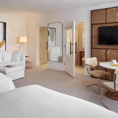 Premier Family Room Lyle Washington DC Promo Code