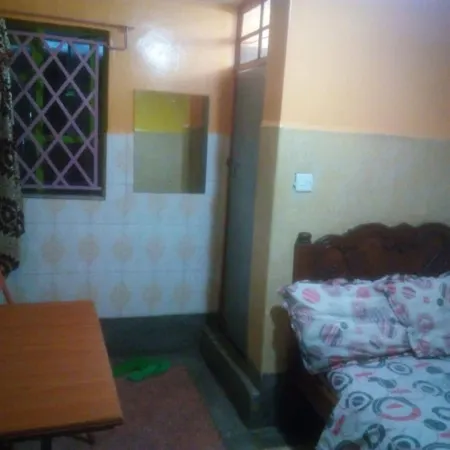 Damuku Guest House Eldoret