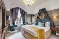 Cedar Manor Hotels in 