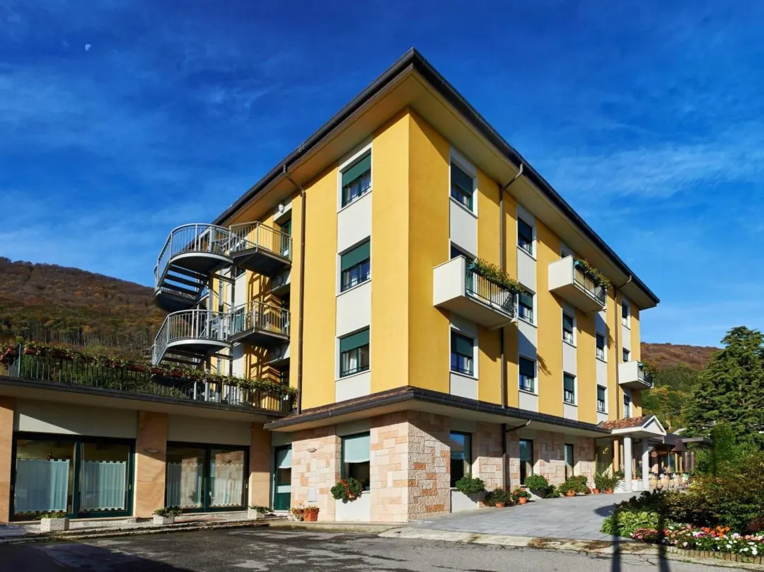 Albergo Ristorante Costa - Lac de Côme