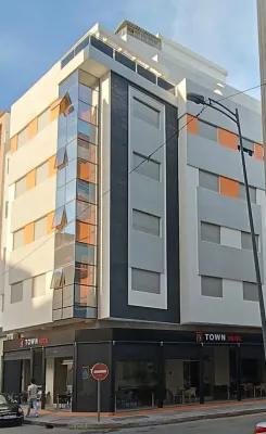 Town Hotel