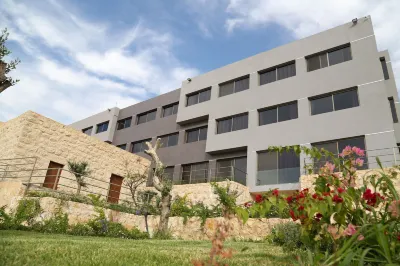 VU'z Hotel Hotels in 