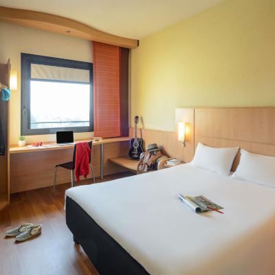 標準雙人床房 米蘭馬爾彭薩宜必思酒店優惠