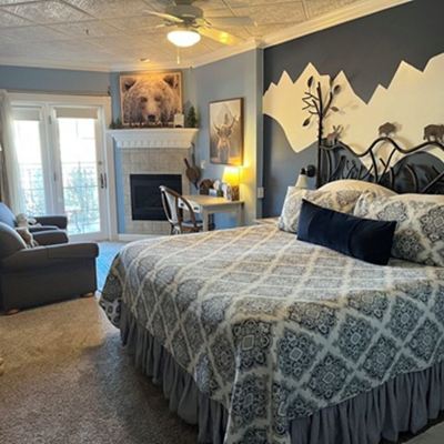 Colorado Columbine / King Bed / Fireplace Old Town GuestHouse B&B Promo Code