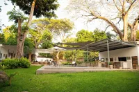 amalfi surf lodge