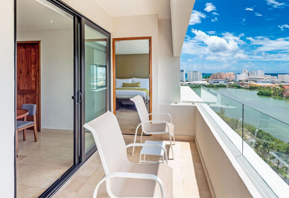 瀉湖景度假特大床套房